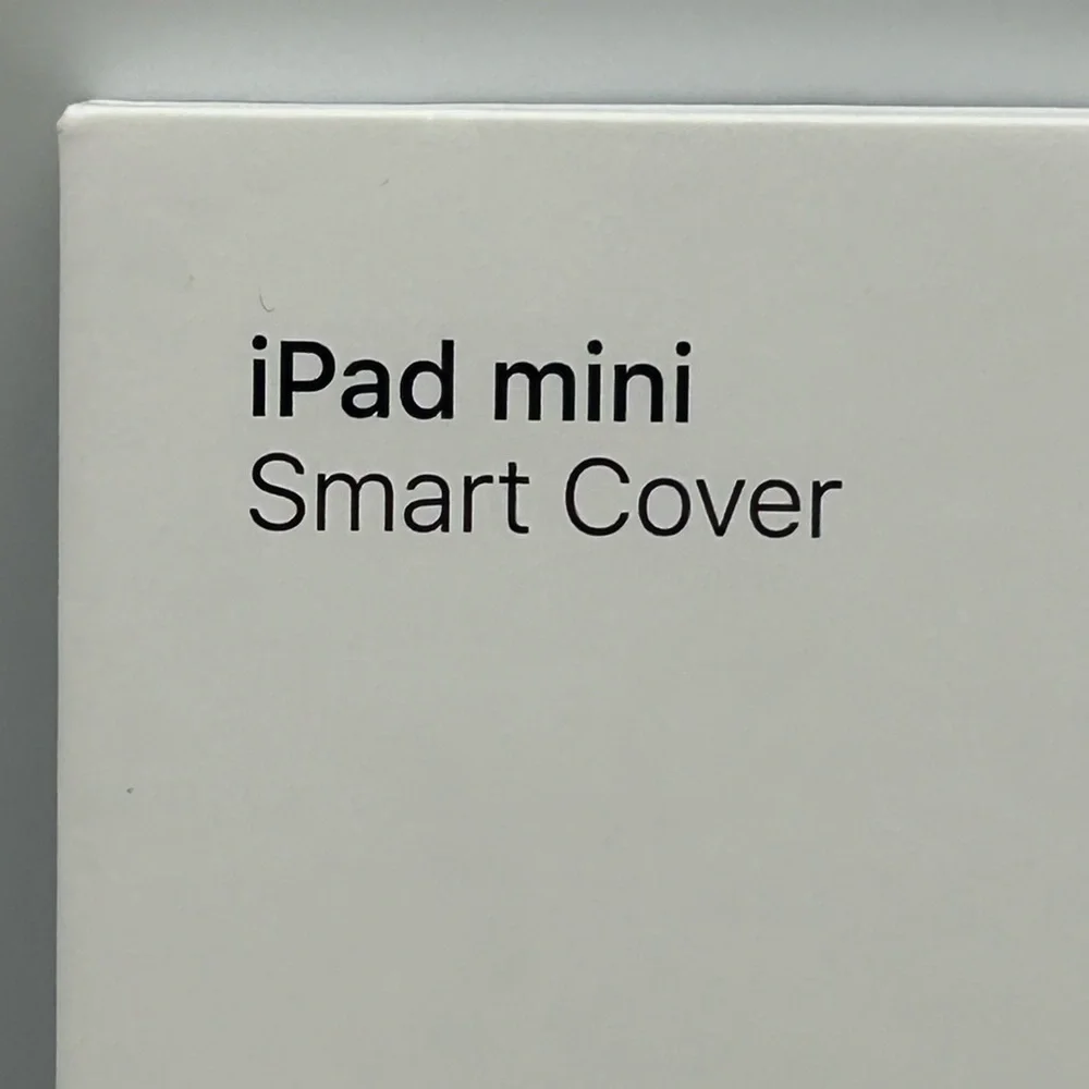 Apple iPad mini Smart Cover - Cornflower - fits 5th Gen New In Box